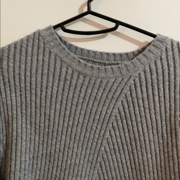 ASOS sweater - Picture 2 of 4